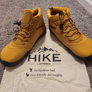Hike Footwear Men's Yellow Boots